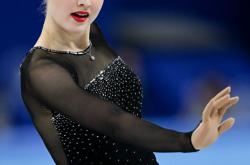 半岛体育在线登录-瑞士女子单人滑选手优雅出场，获得高分的简单介绍