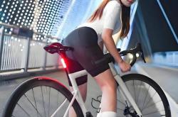 半岛体育网址-以色列自行车选手在比赛中展现实力