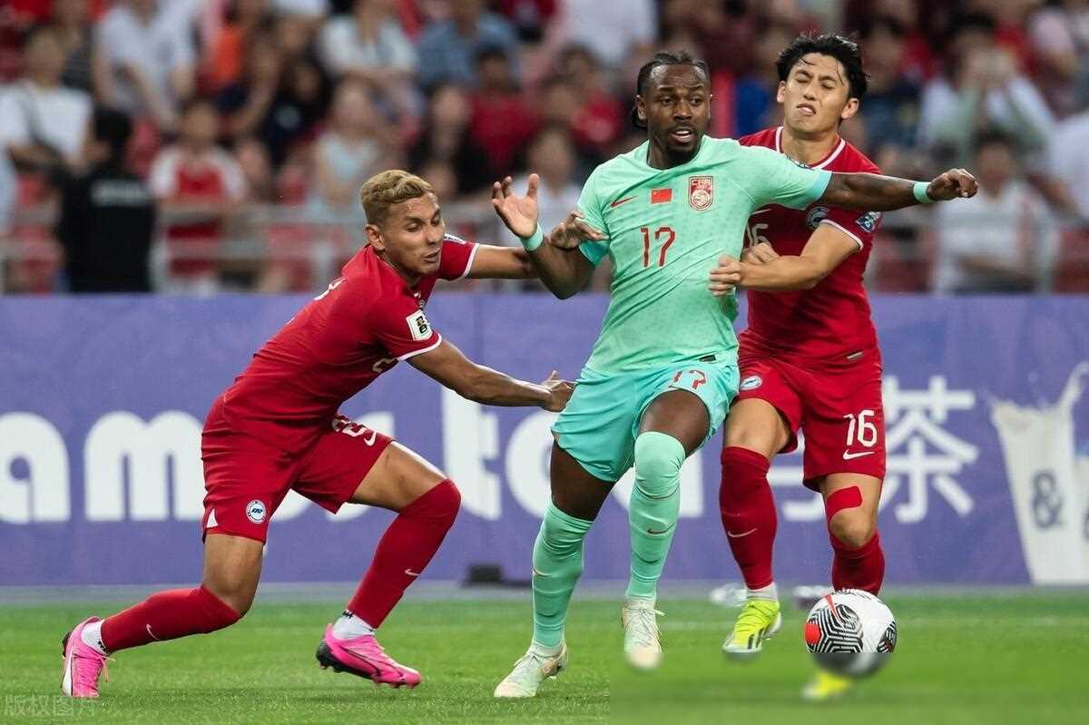 俄罗斯国足表现突出，获得胜利晋级