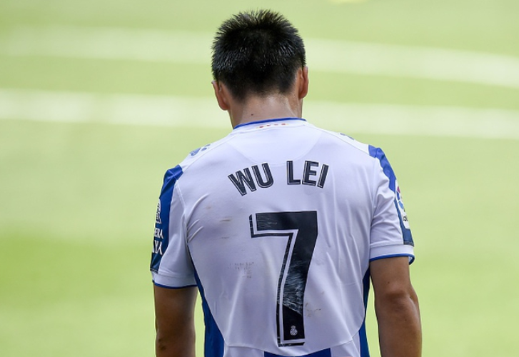 雷加利斯陷低谷，保级艰难重重