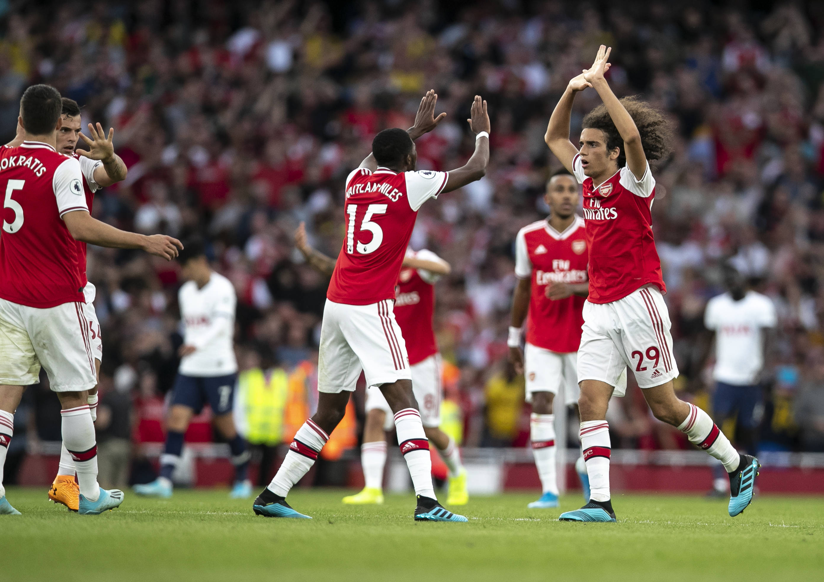 包含阿森纳客场大胜西汉姆,继续保持胜利势头的词条 包含阿森纳客场大胜西汉姆,继续保持胜利势头的词条