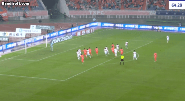 大连一方主场战平山东泰山，双方形成僵局