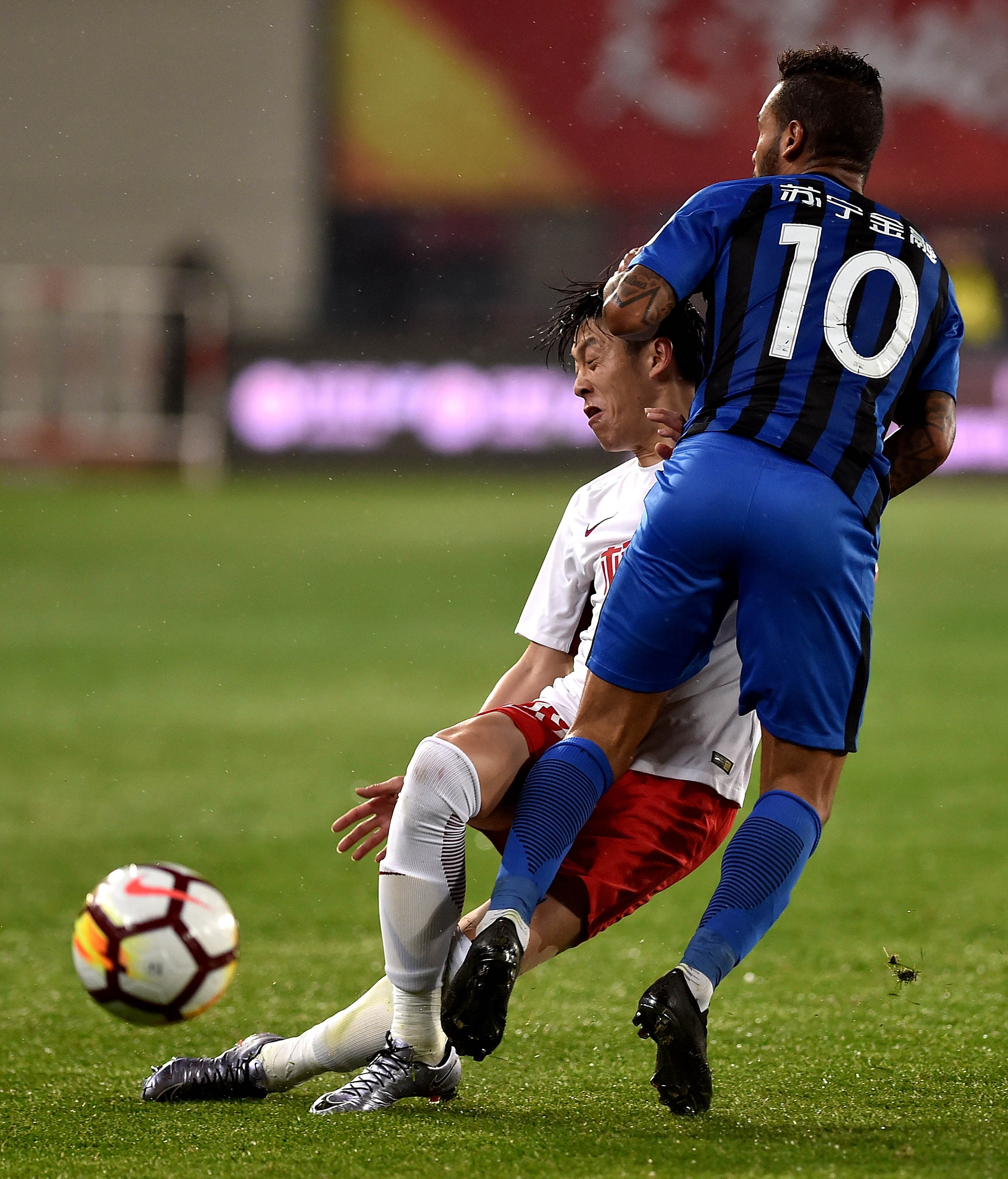 苏宁vs权健——双方实力对比将成焦点的简单介绍 苏宁vs权健——双方实力对比将成焦点的简单介绍