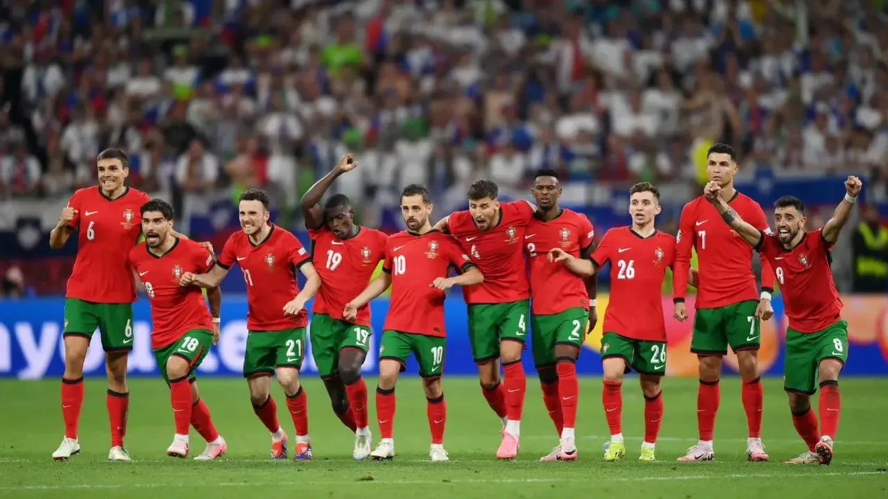 葡萄牙主场战胜意大利，晋级欧洲杯四强的简单介绍