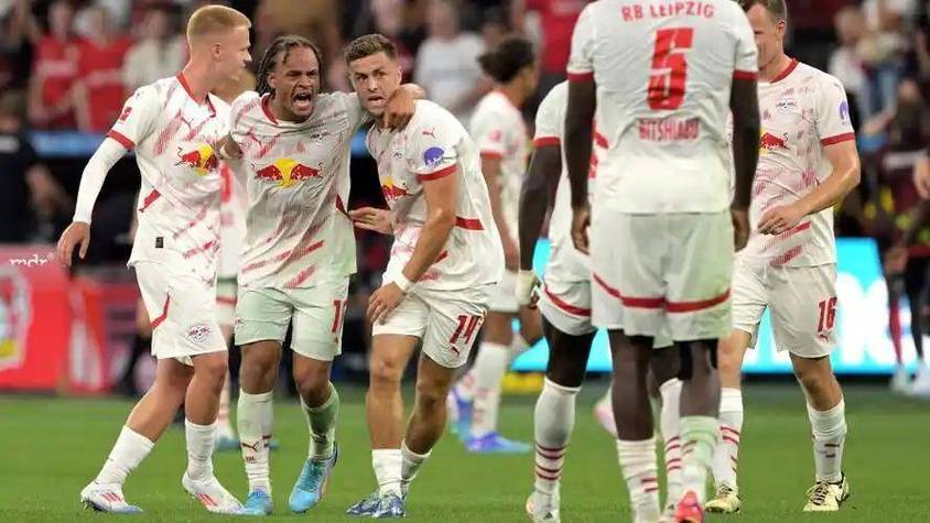 沃尔夫斯堡主场惨遭逆转，教练组积极调整战术的简单介绍