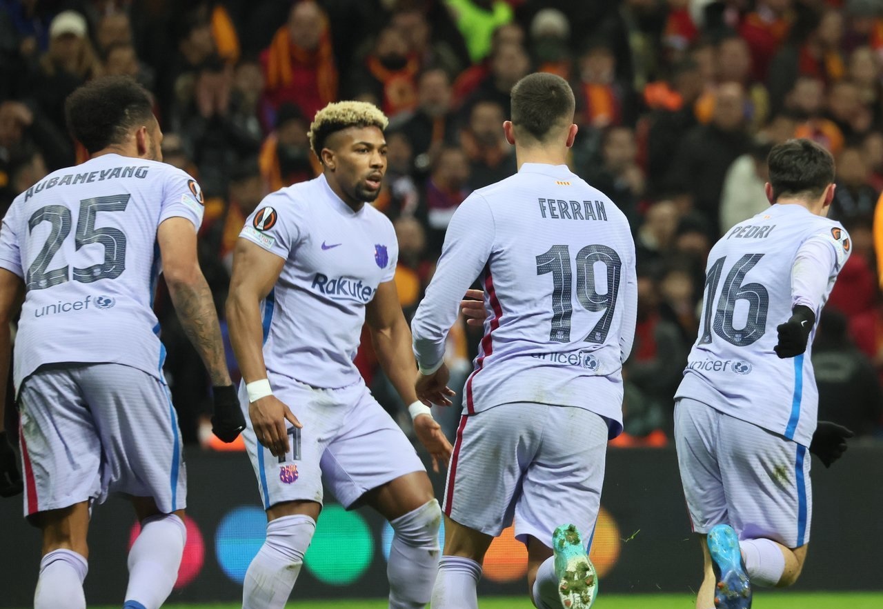 包含法兰克福战平平局，保持稳定状态的词条