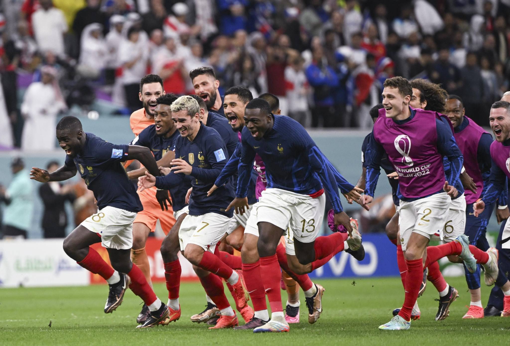 包含预示胜负：欧洲杯资格赛即将开启，悬念扑朔迷离的词条